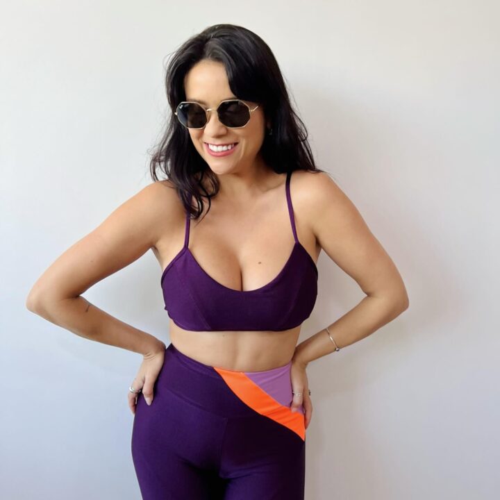 Top Basic Decote Uva