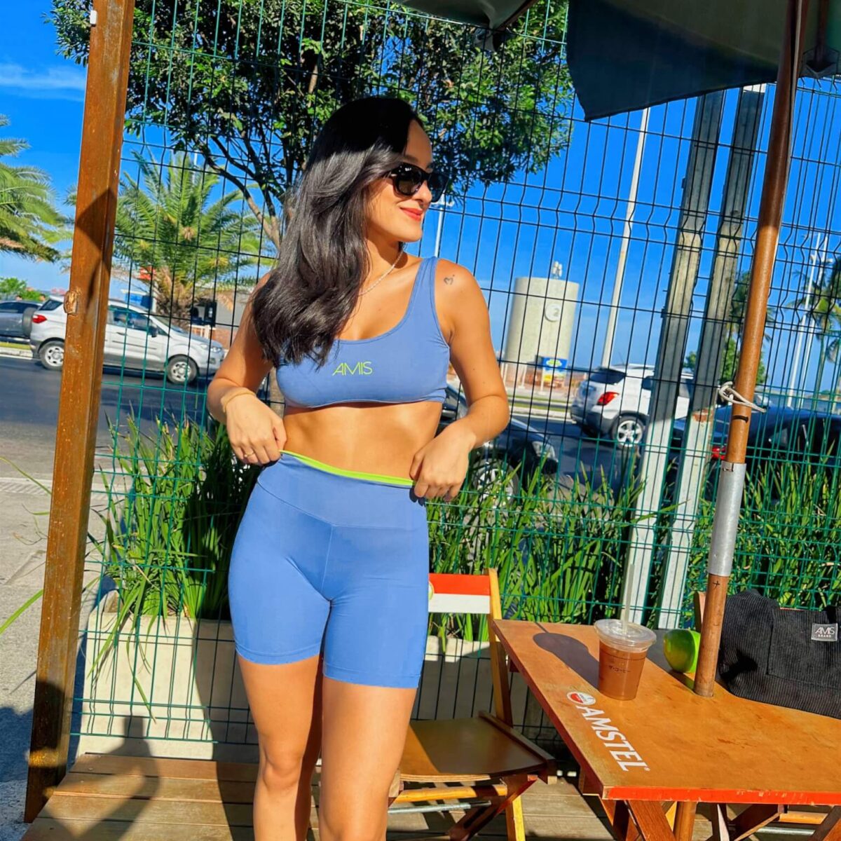 Top Amis Blue