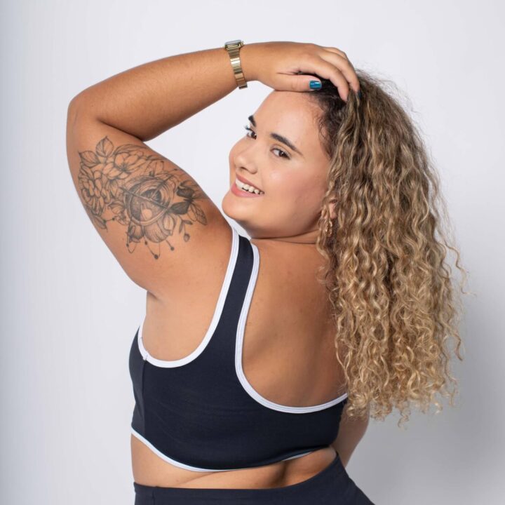 Top Amis Preto com Branco