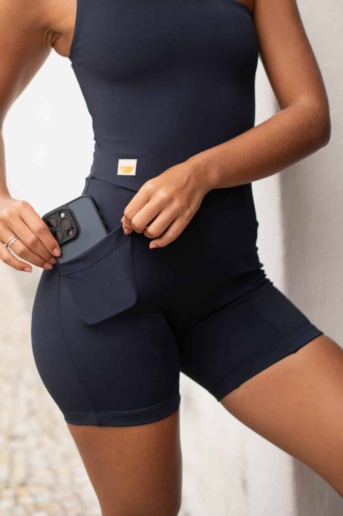 Macaquinho Flawless Pocket Preto - Imagem 5
