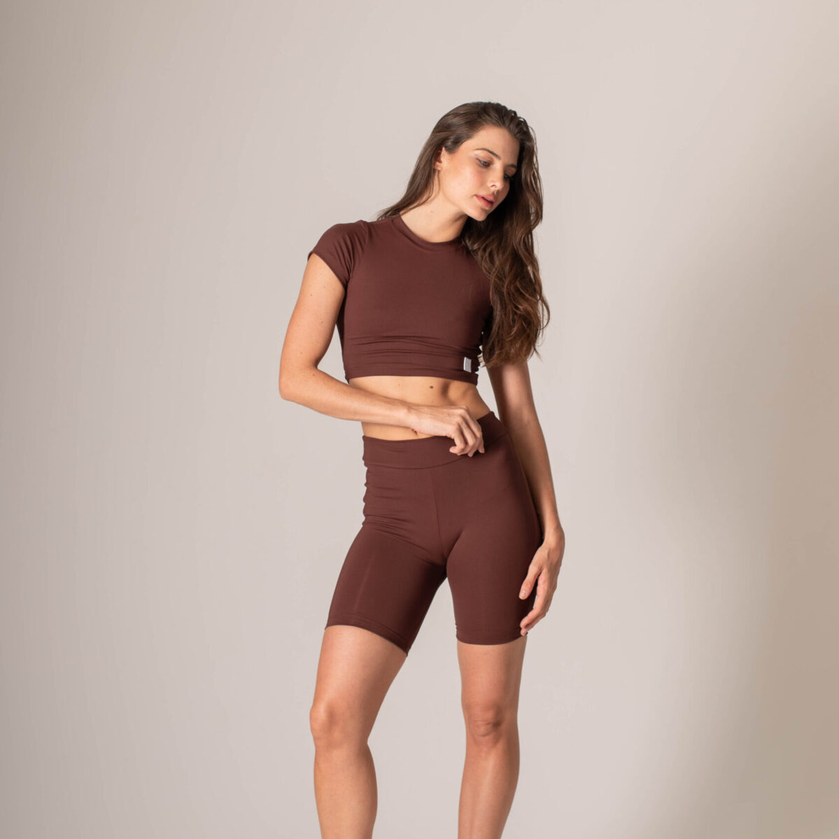 Alternative view of Top Cropped Gola Café