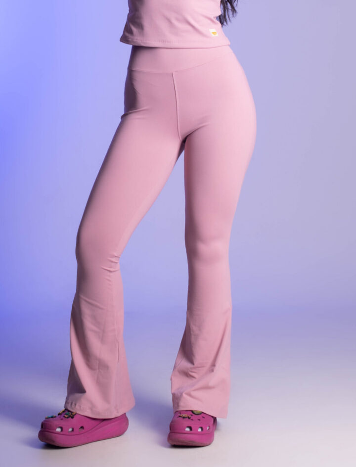 Calça Flare Rosa Quartzo
