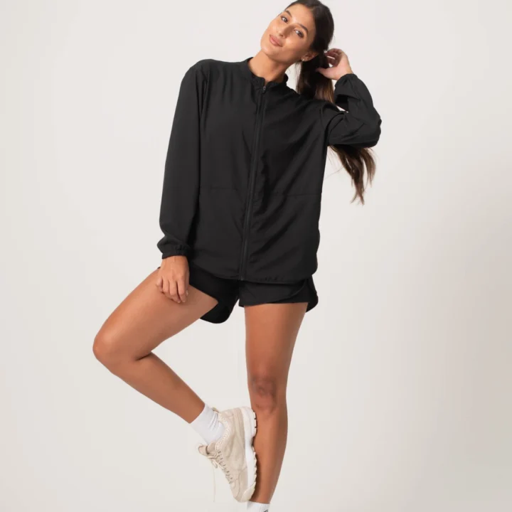 Alternative view of Corta Vento Wide Preto
