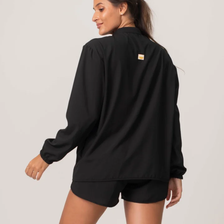 Alternative view of Corta Vento Wide Preto